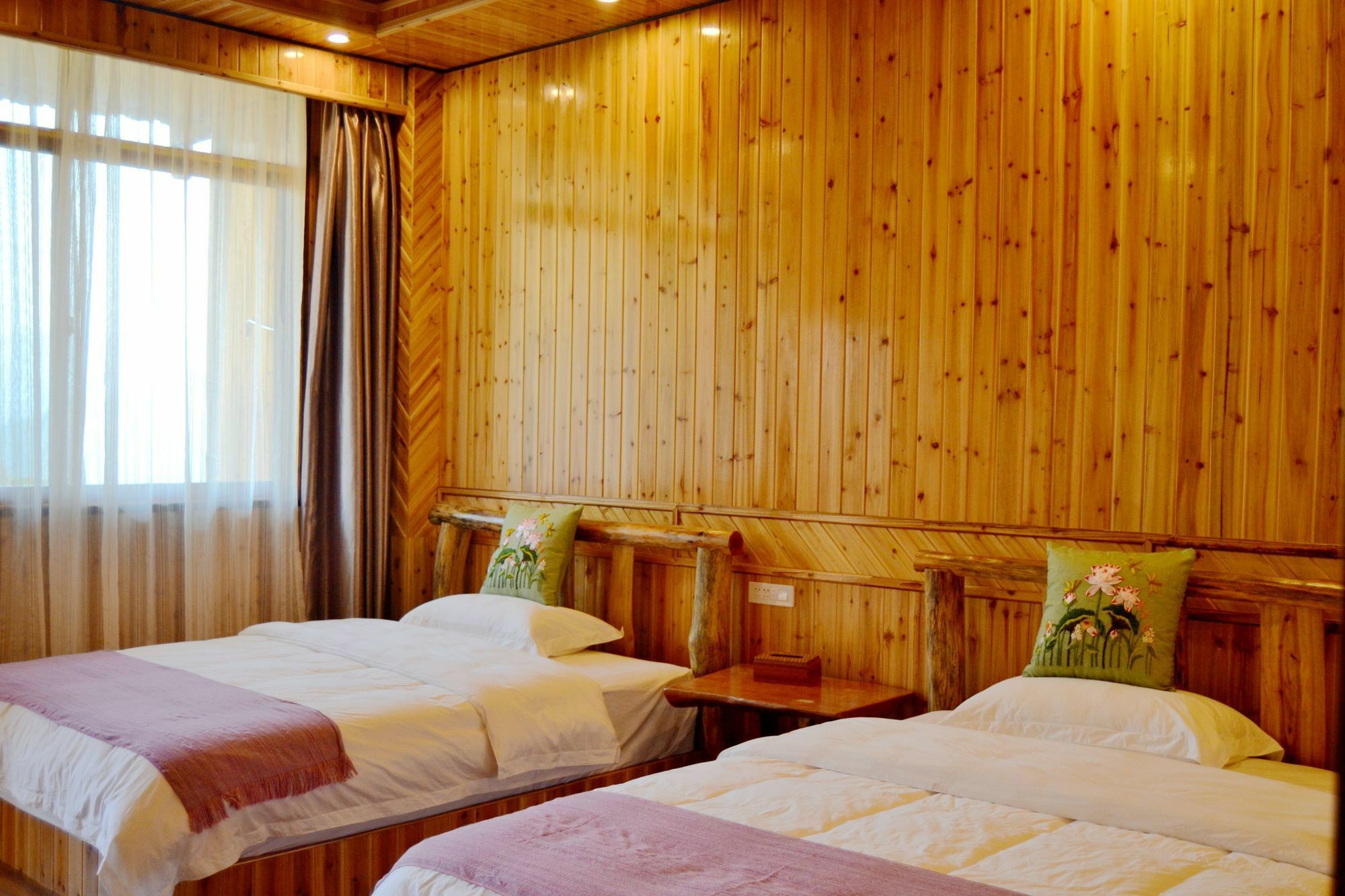 לונגשנג Long An Hotel מראה חיצוני תמונה
